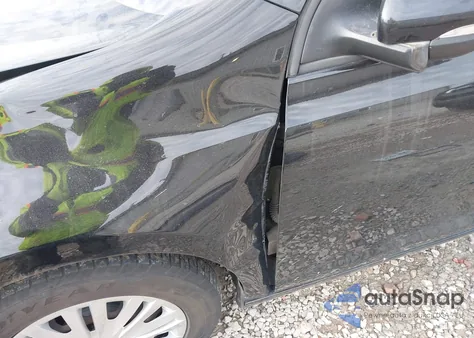 2011 Volkswagen Golf 2.5L 4-Door z USA, uszkodzony, nr VIN WVWDA7AJ6BW121629